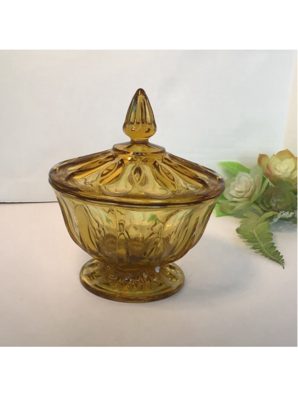 Vintage Anchor Hocking Fairfield Glass Candy Dish